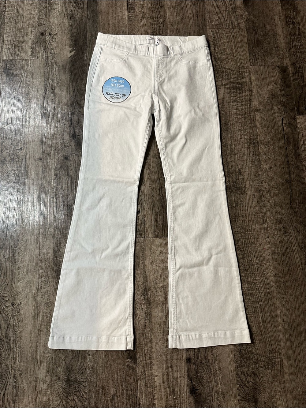 NWT Cello White Flare Pull-On Jeggings Jeans Size XL